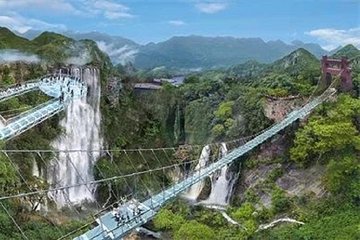 Gulong Canyon Grand Glass Skywalk Bridge private tour